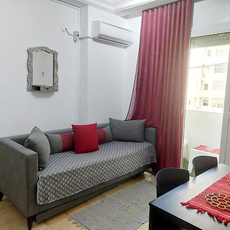 El Aouina: Superbe appartement S+1 en résidence Tunisi Esterno foto